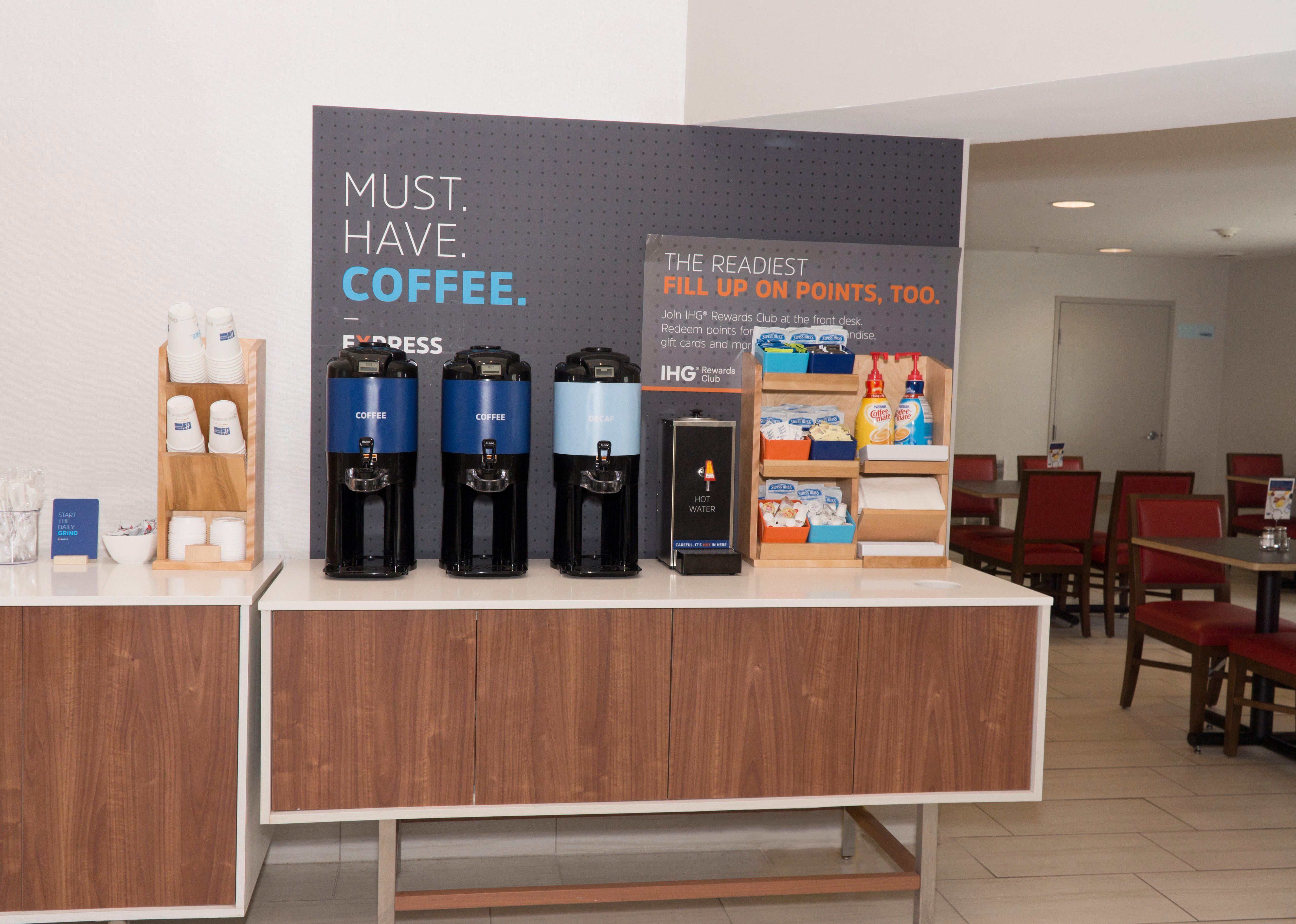 Holiday Inn Express Hotel & Suites Madison By Ihg Zewnętrze zdjęcie