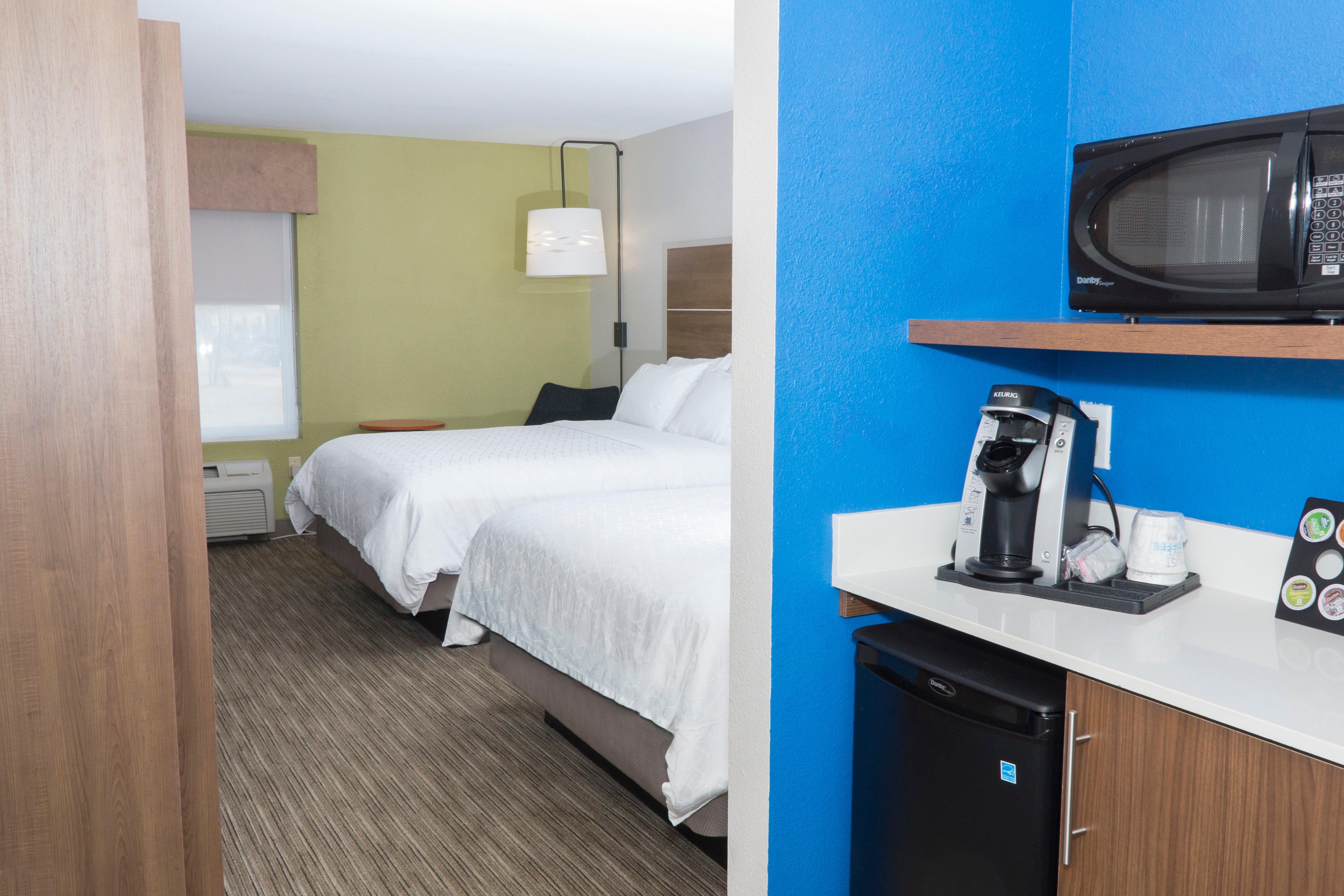 Holiday Inn Express Hotel & Suites Madison By Ihg Zewnętrze zdjęcie