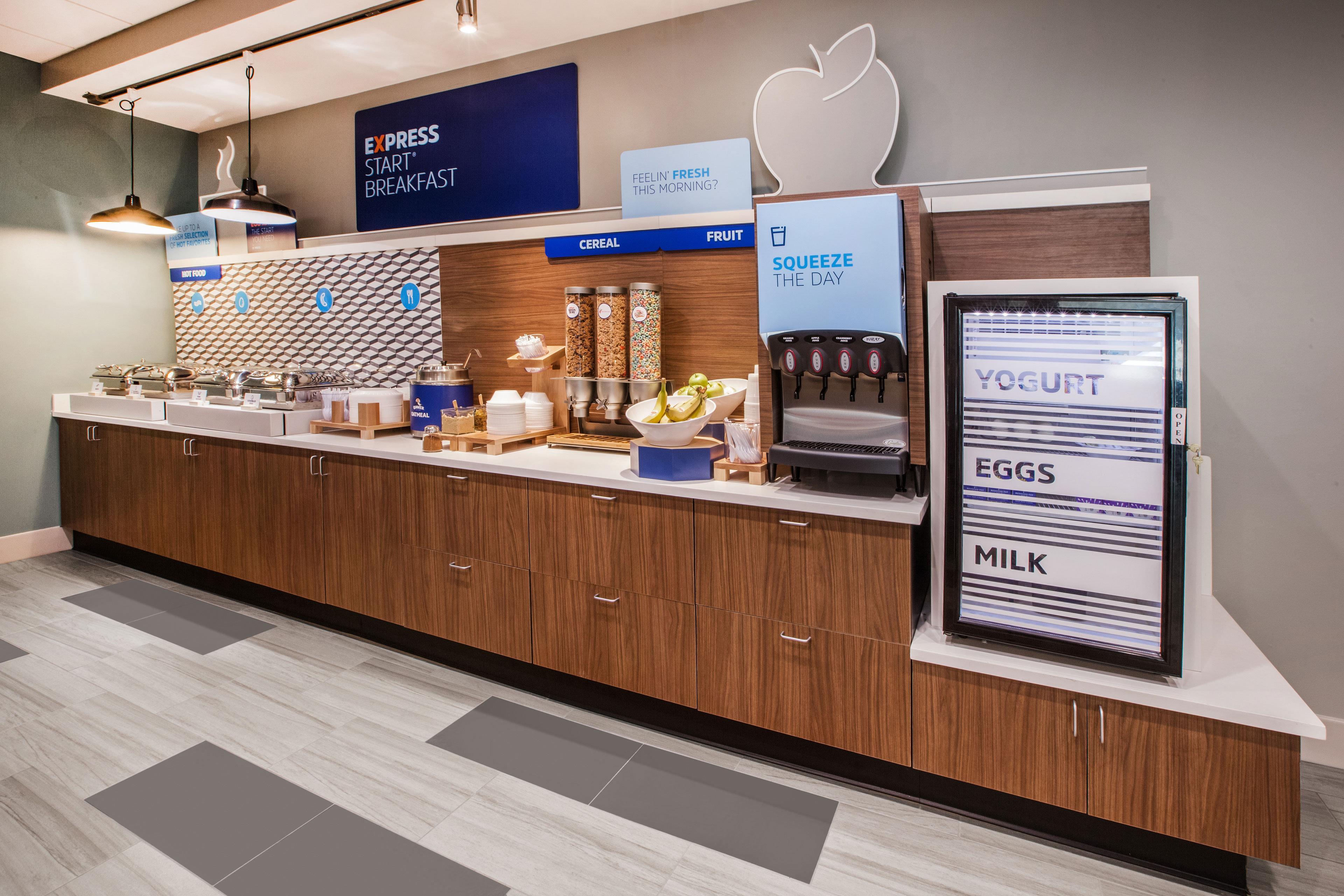 Holiday Inn Express Hotel & Suites Madison By Ihg Zewnętrze zdjęcie