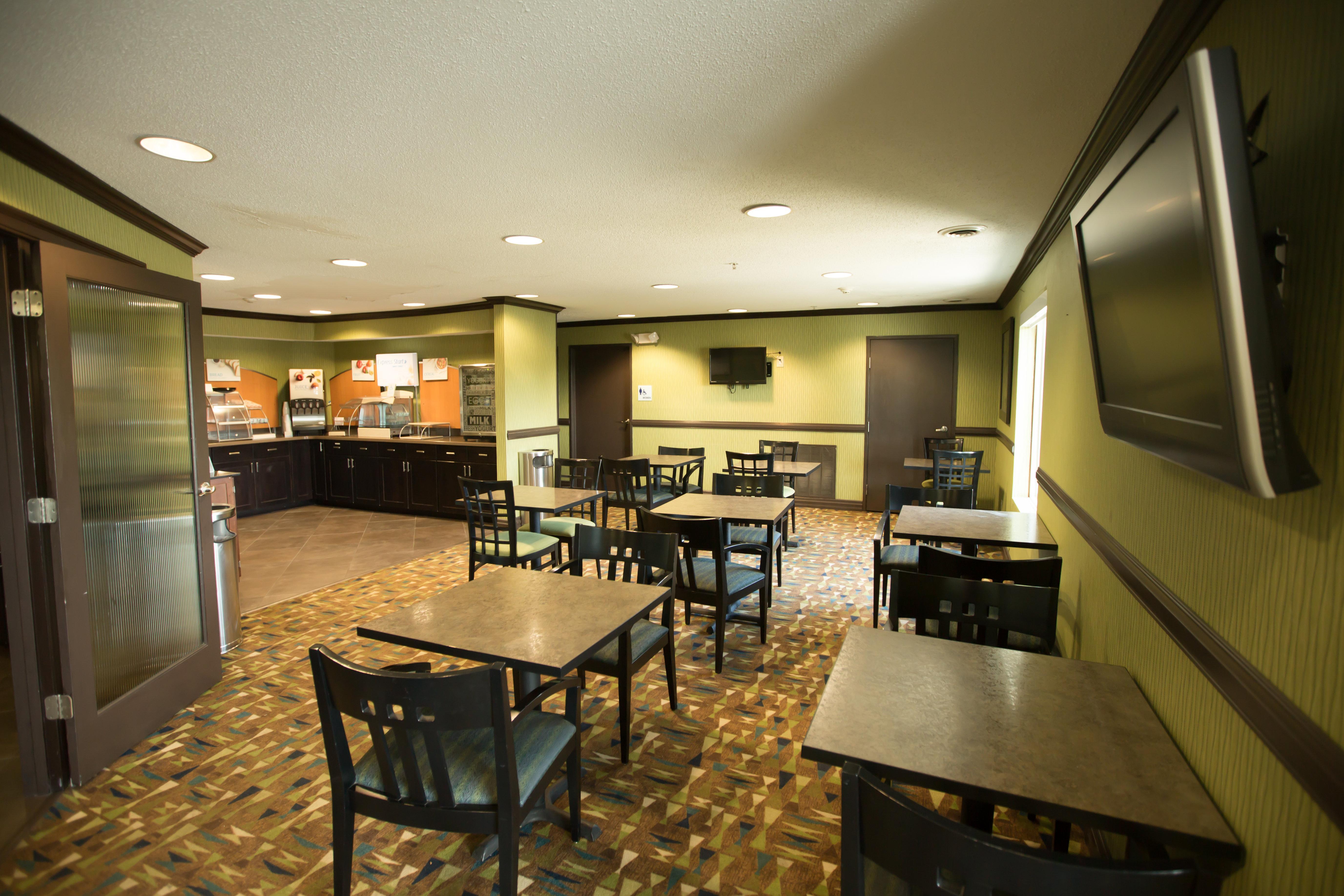 Holiday Inn Express Hotel & Suites Madison By Ihg Zewnętrze zdjęcie