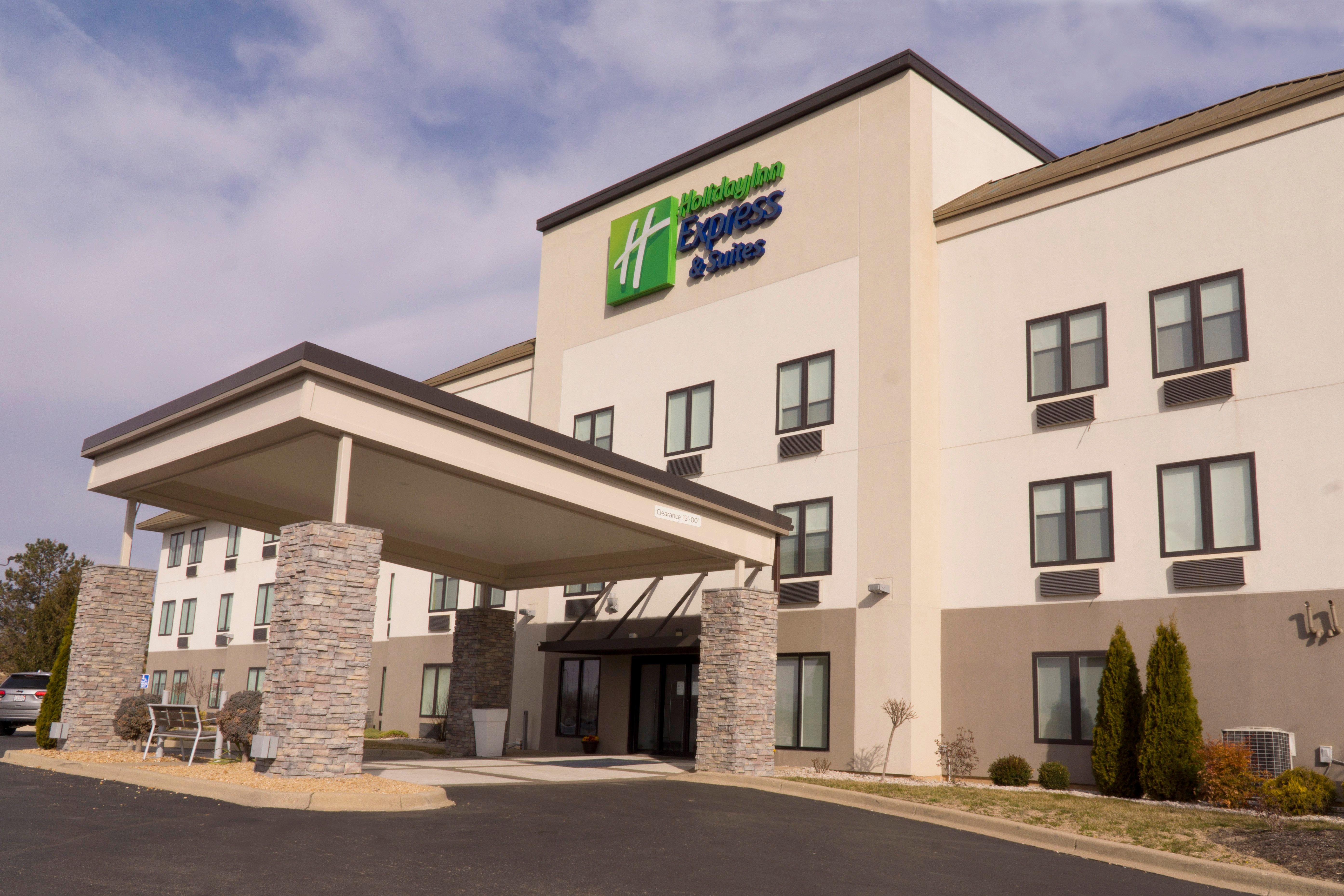 Holiday Inn Express Hotel & Suites Madison By Ihg Zewnętrze zdjęcie
