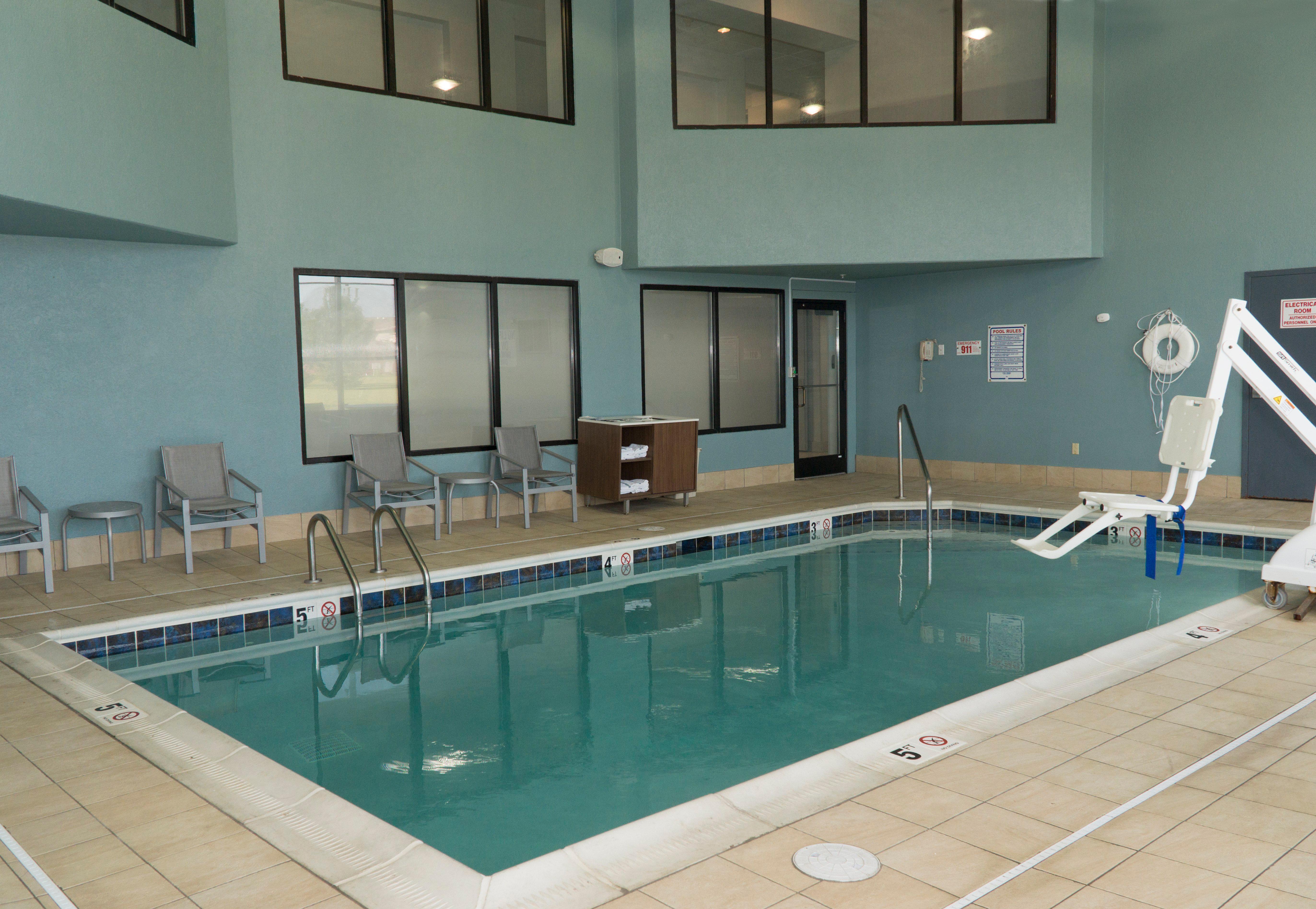 Holiday Inn Express Hotel & Suites Madison By Ihg Zewnętrze zdjęcie