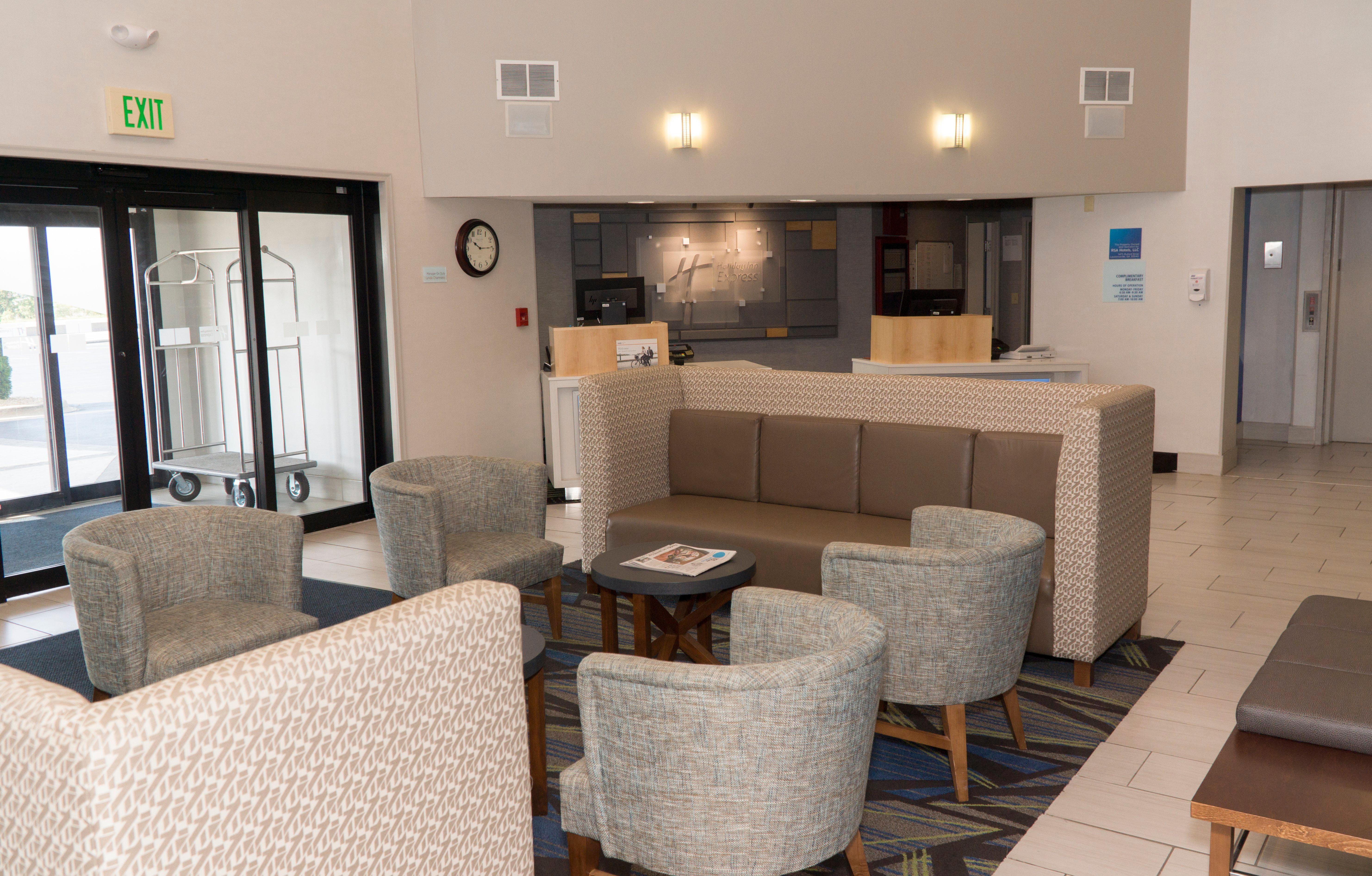 Holiday Inn Express Hotel & Suites Madison By Ihg Zewnętrze zdjęcie